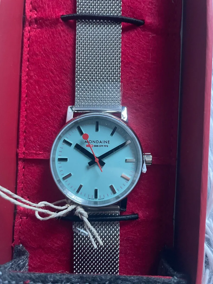 Mondaine Swiss Watch - Image 3