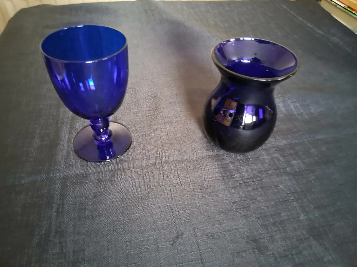 Bristol Blue Wine Glass & Vase - Image 1