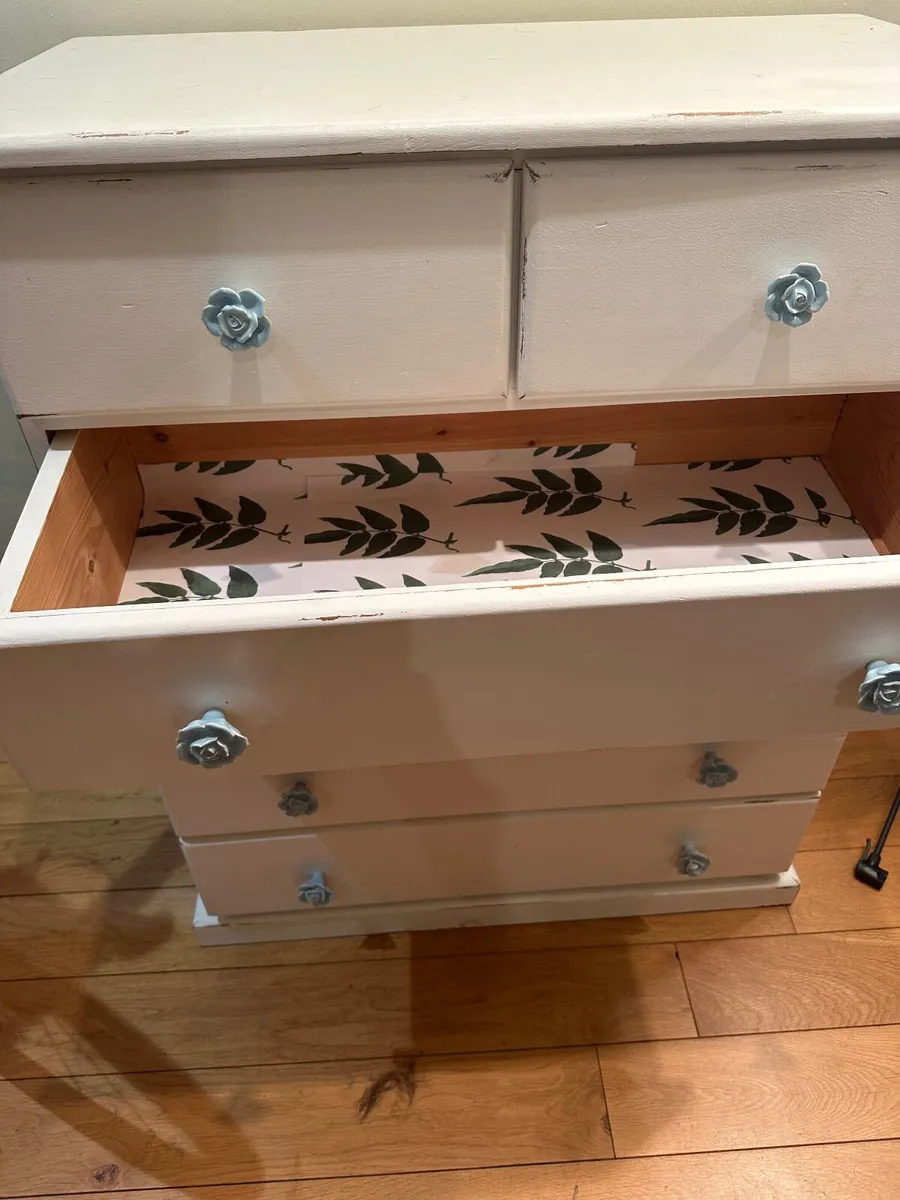 Distressed White Chest of Drawers with Rose Knobs - Image 2