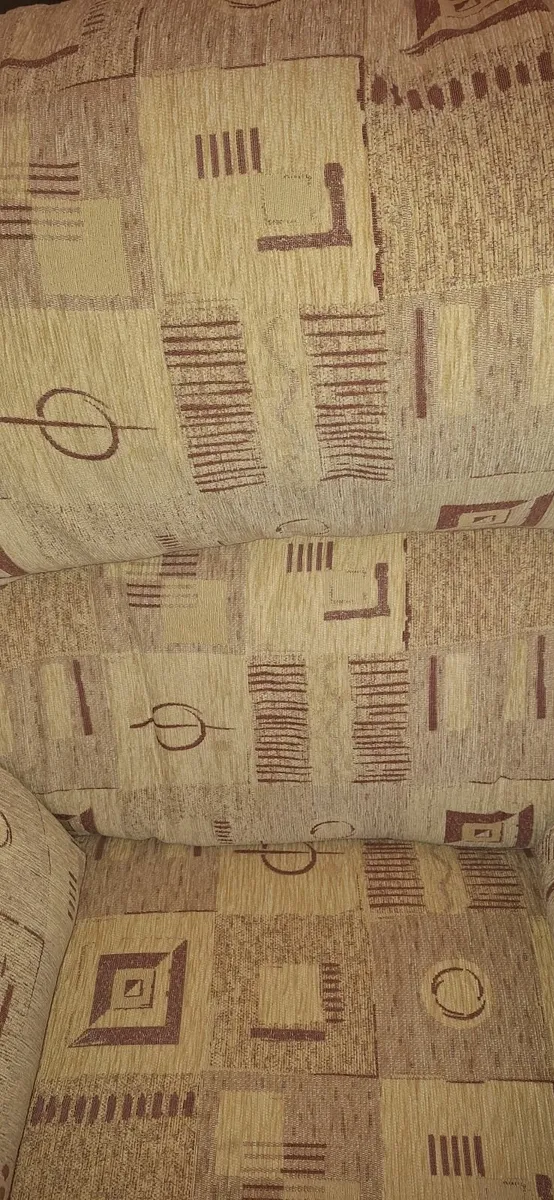 Suite of furniture and matching curtains - Image 3