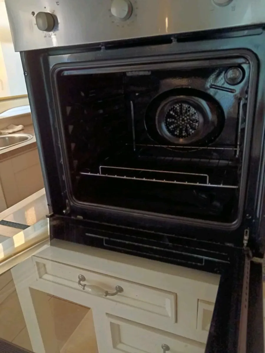 Electric oven - Image 4