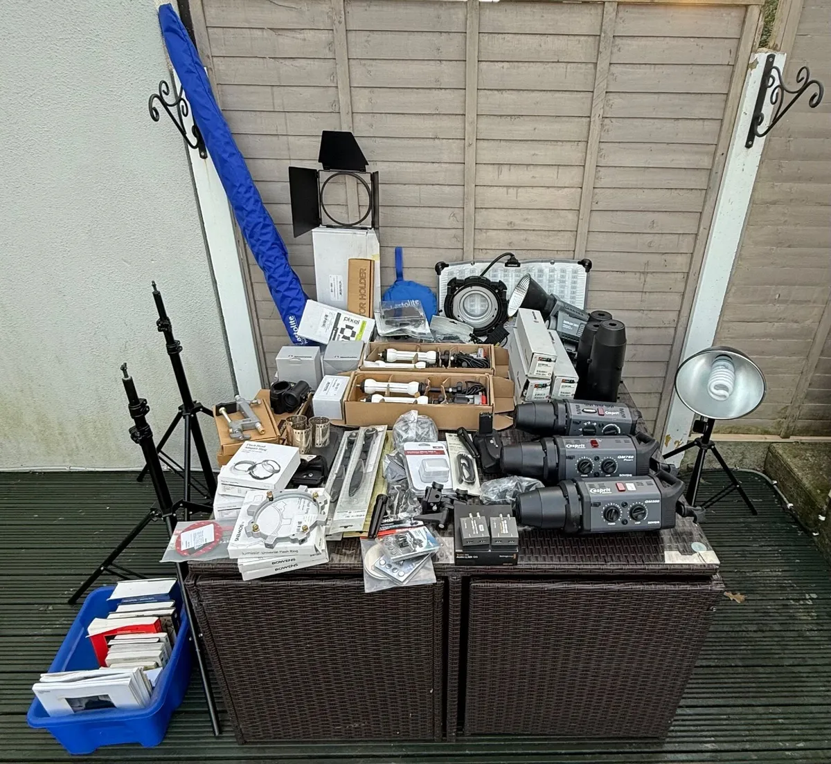 Photography equipment all for 100 euro - Image 1