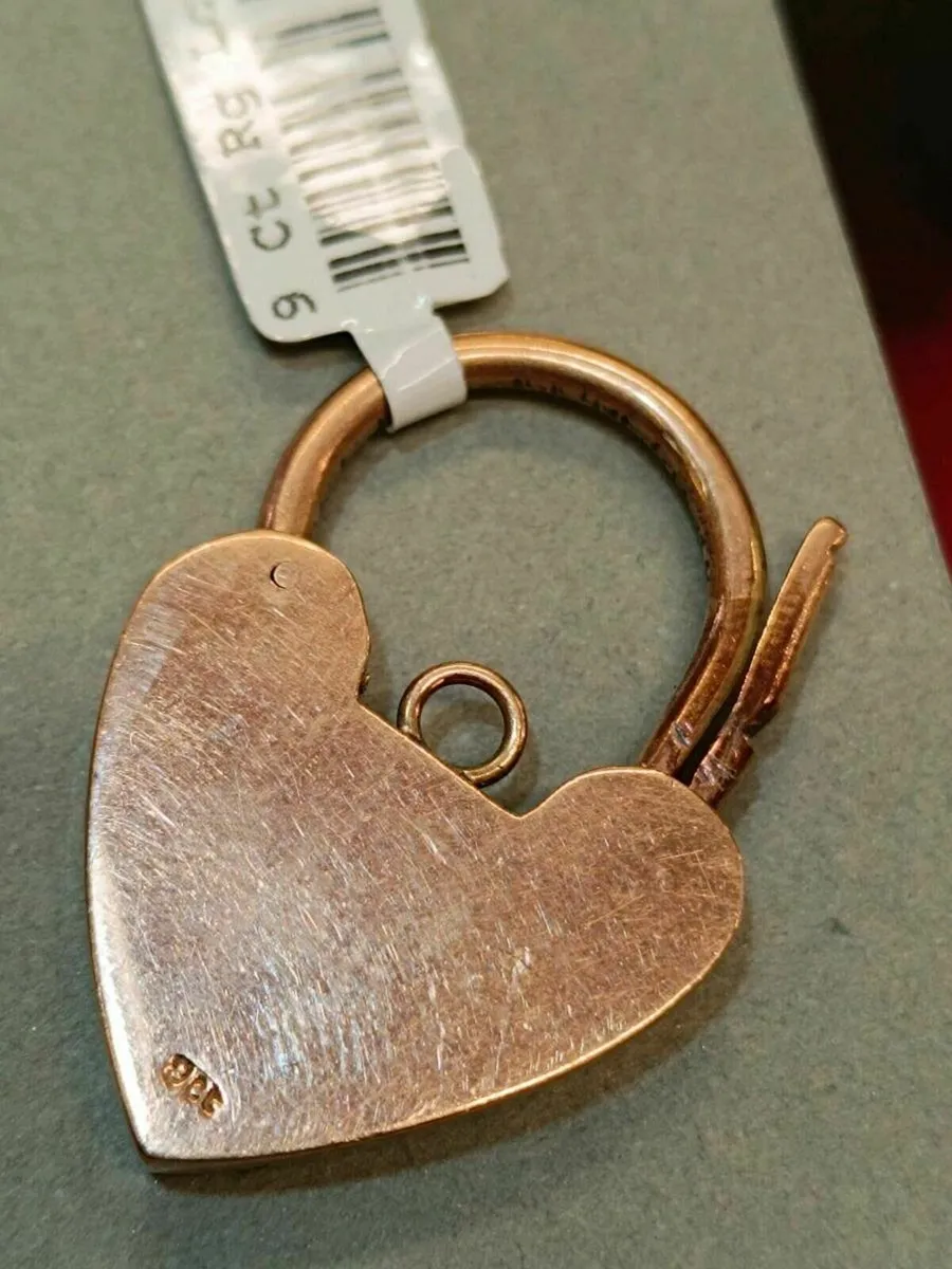 Antique 9k Rose Gold Heart Lock - Image 4