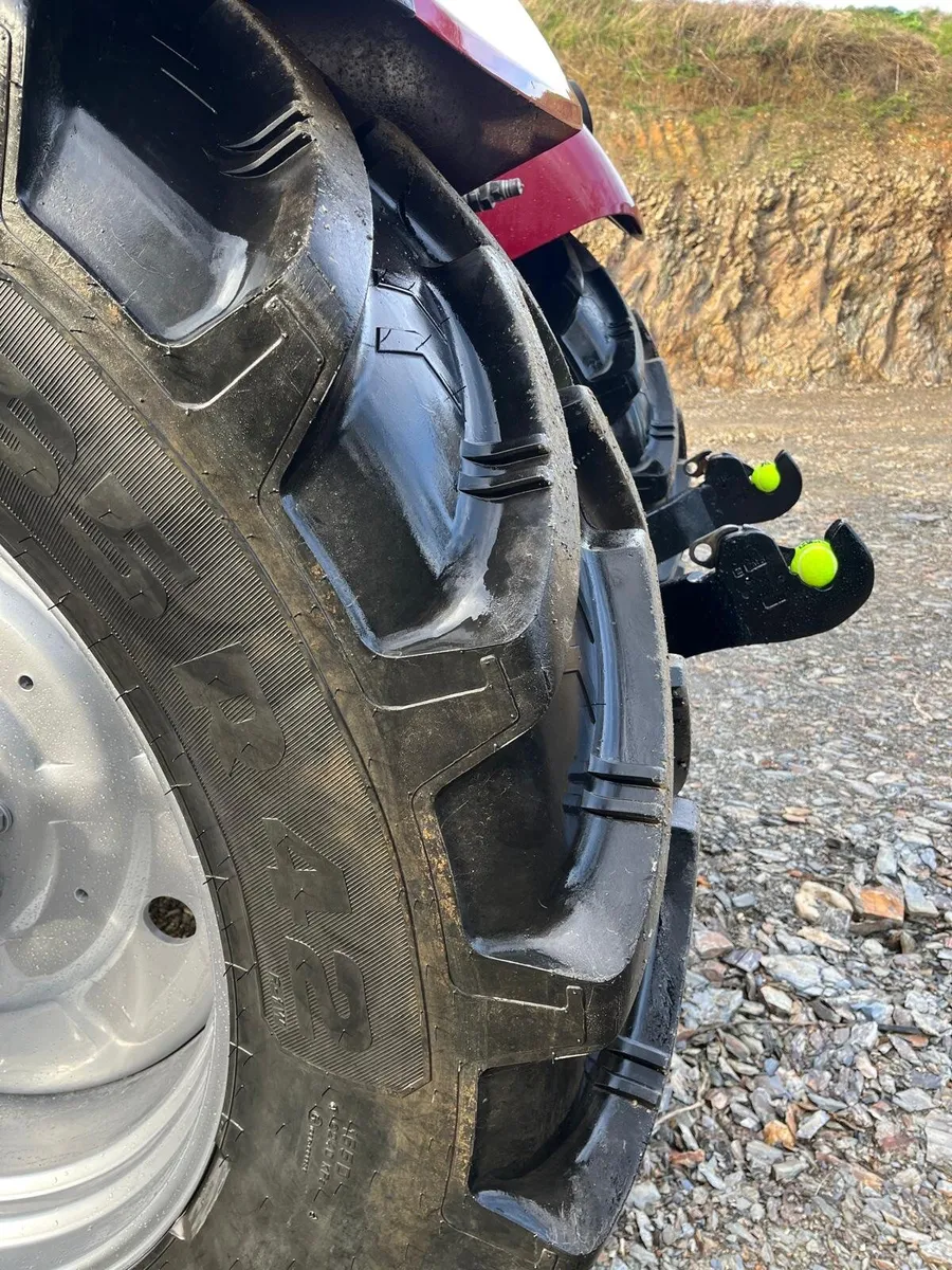 Case 185 2014 Tractor - Image 3