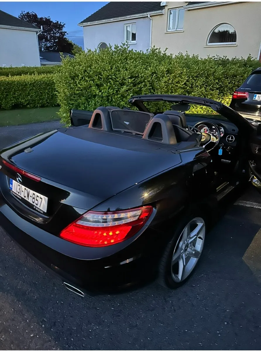 Mercedes-Benz SLK 2013 - Image 2