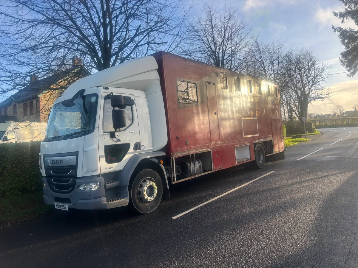 Horse lorry - Image 4