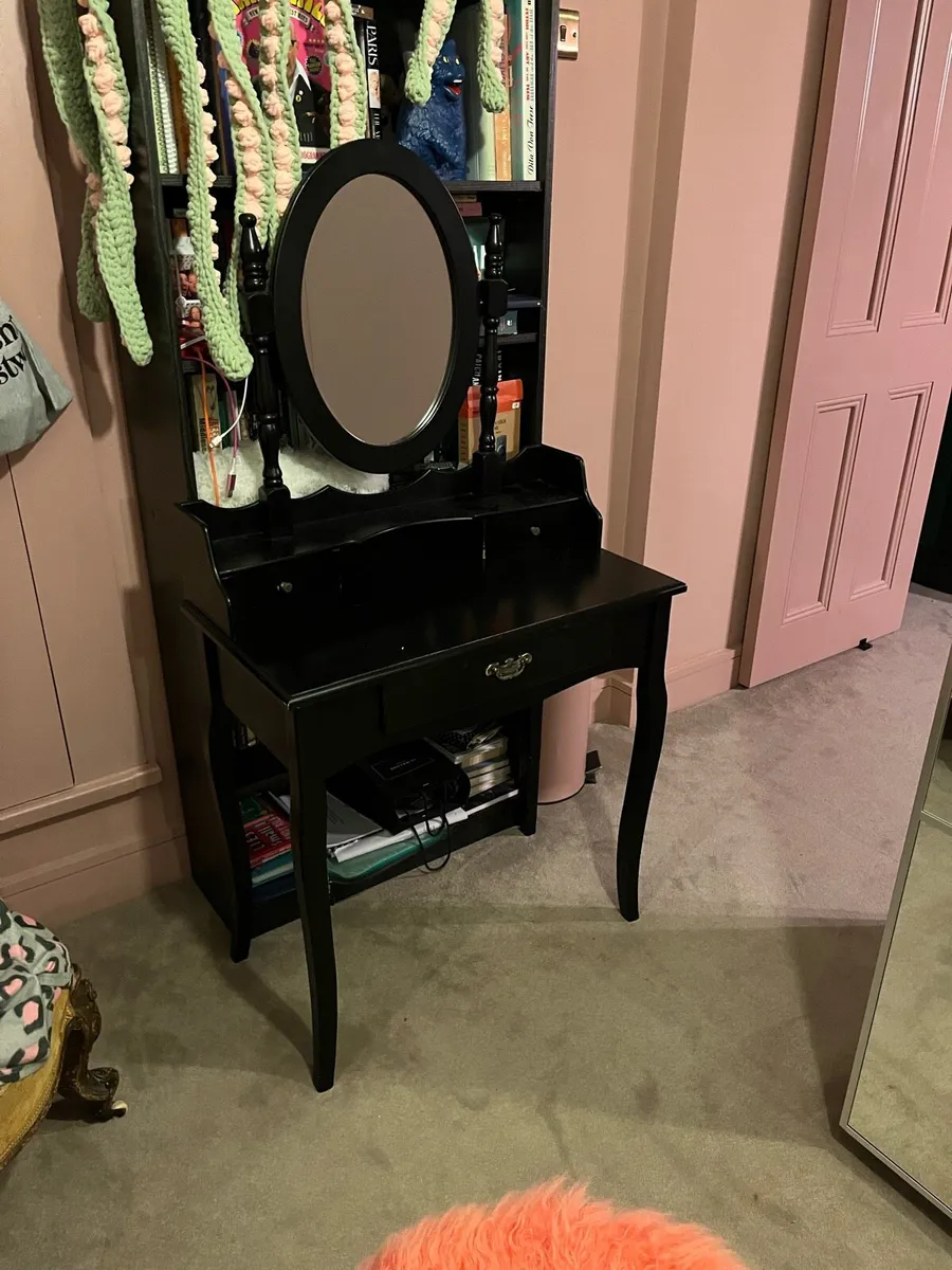 Dressing Table - Image 3