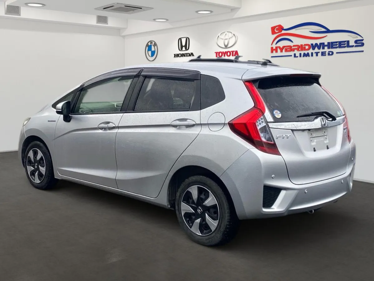 Honda Fit 2017 Hybrid - 76K Km only - Image 3