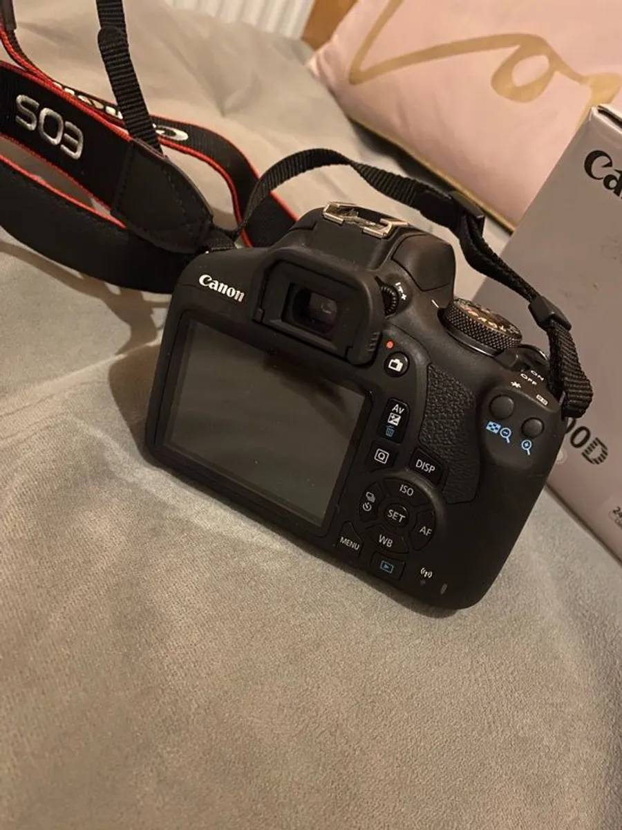 Canon eos 2000d - Image 3