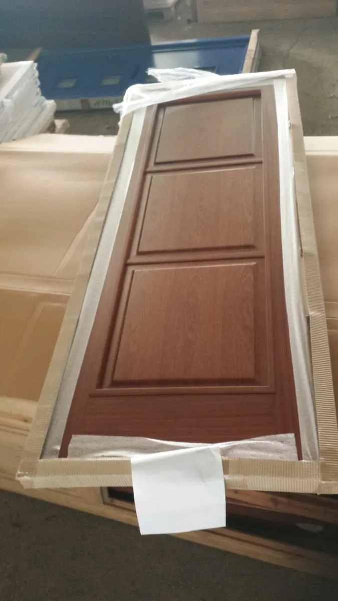 Mahogany 3 Panel Heavy Solid Door 80x34 - Image 1