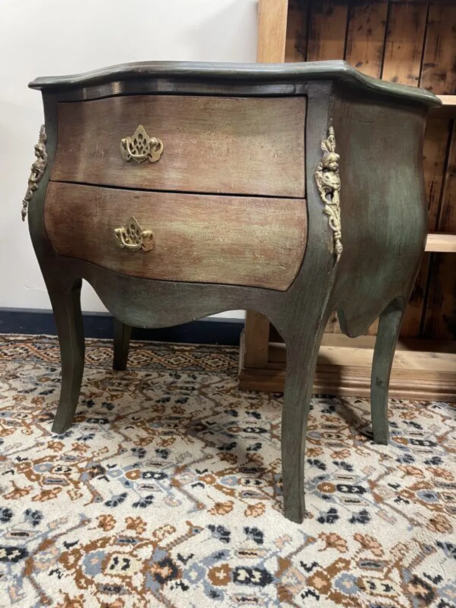 Stylishly Painted Bombe Chest of Drawers - Image 2