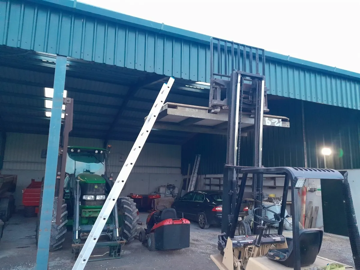 Mobile work Platforms/Industrial Maintenance - Image 2