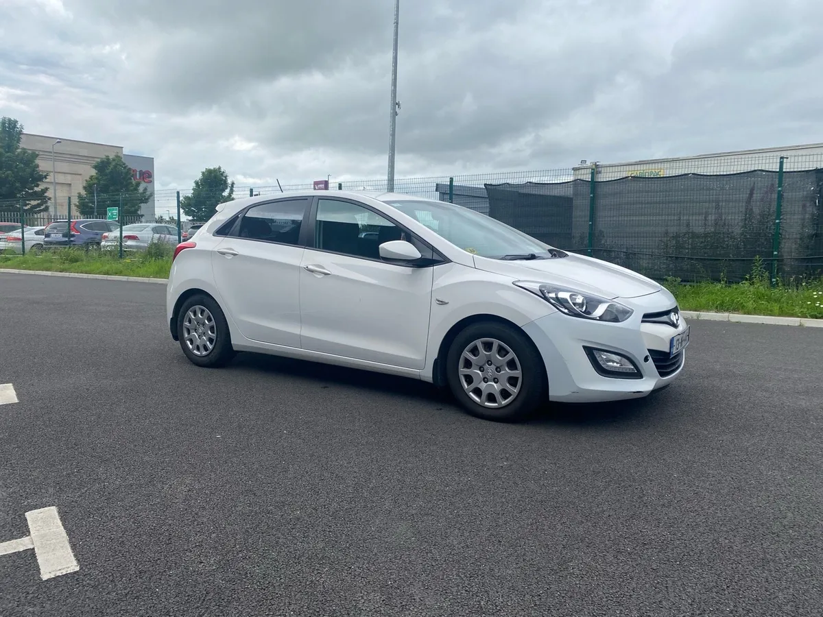 2013 - Hyundai I30 Hatchback 1.4 Diesel - Image 3