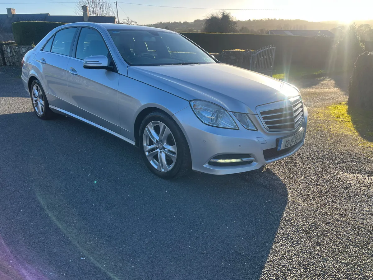 Mercedes-Benz E-Class 2012 - Image 1