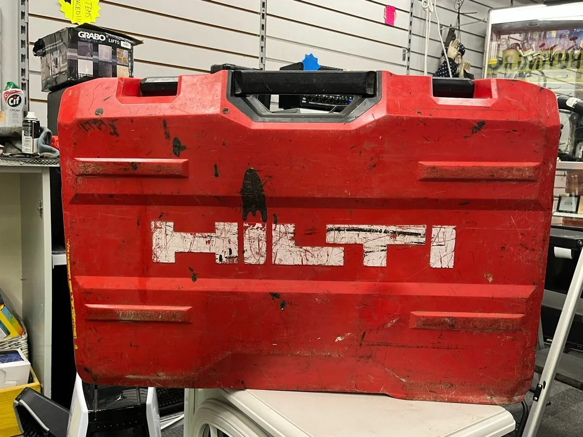 Hilti 110v Breaker - Image 4