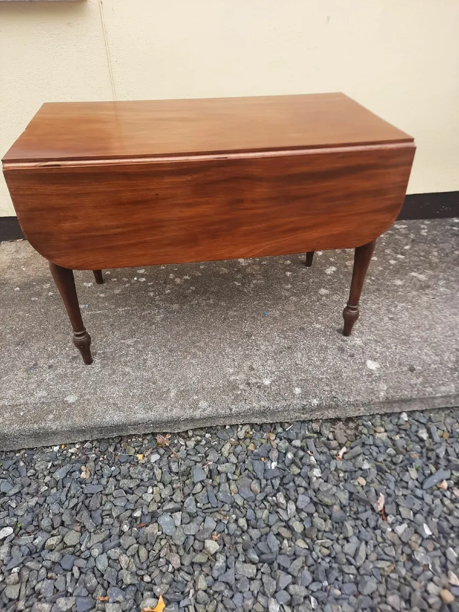 Antique Pembroke table - Image 3