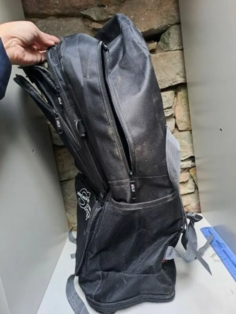 Large travel Backpack black - Image 4