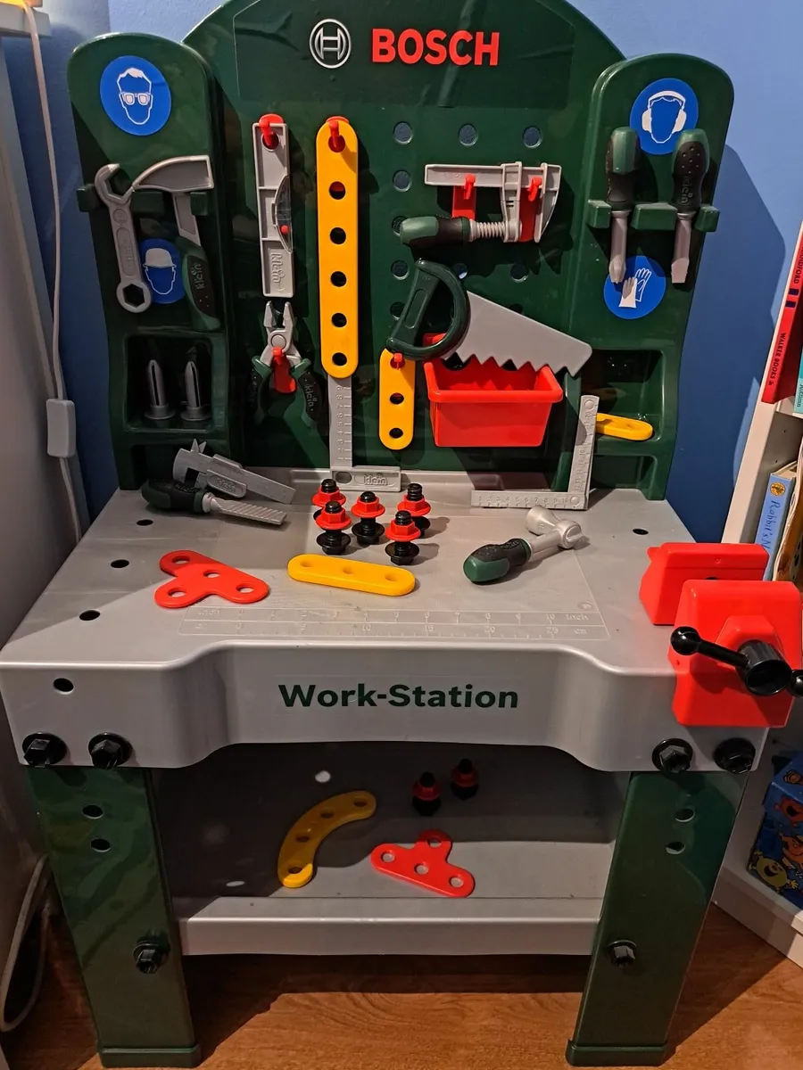 Bosch superstation work bench - Image 1