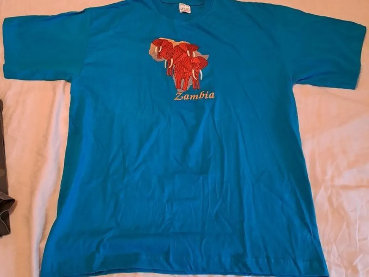 Zambia Tee Shirt size XL - Image 2