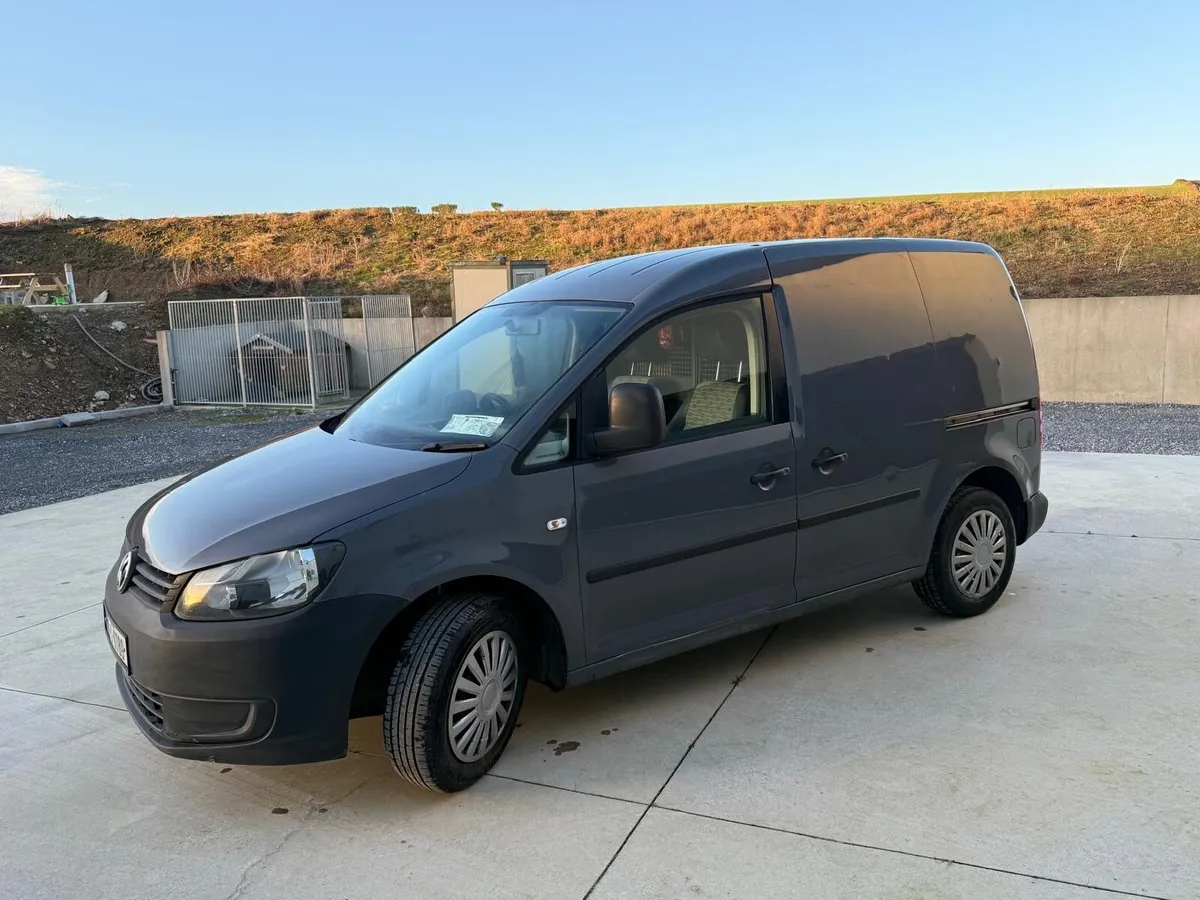 Volkswagen Caddy 2011 - Image 3