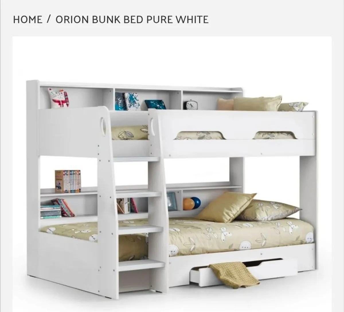 Wooden bunk bed - Image 1