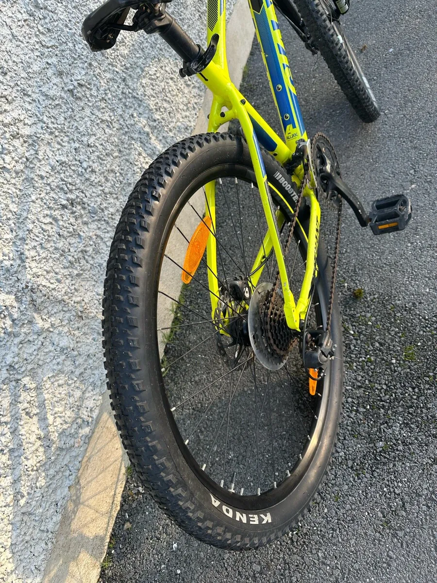 Giant Mountain bike - Image 3