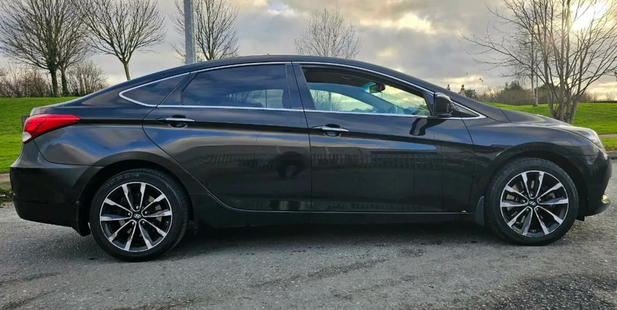 2016 Hyundai i40 Nct & Tax - Image 3