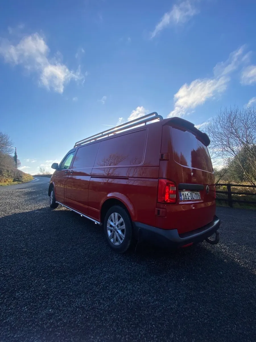 VW Transporter 2016 - Image 2