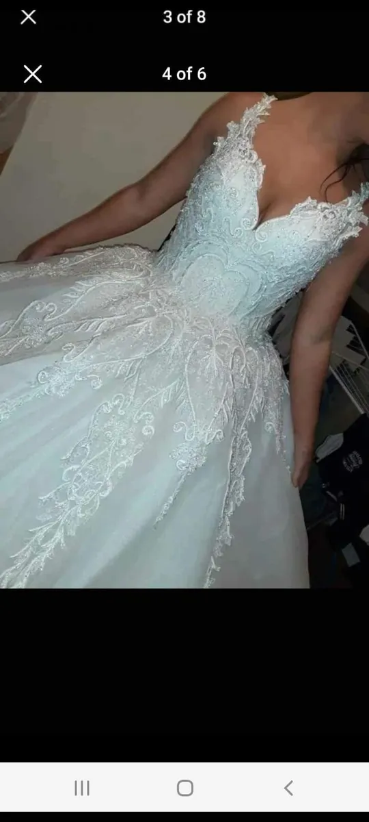Wedding dress - Image 4