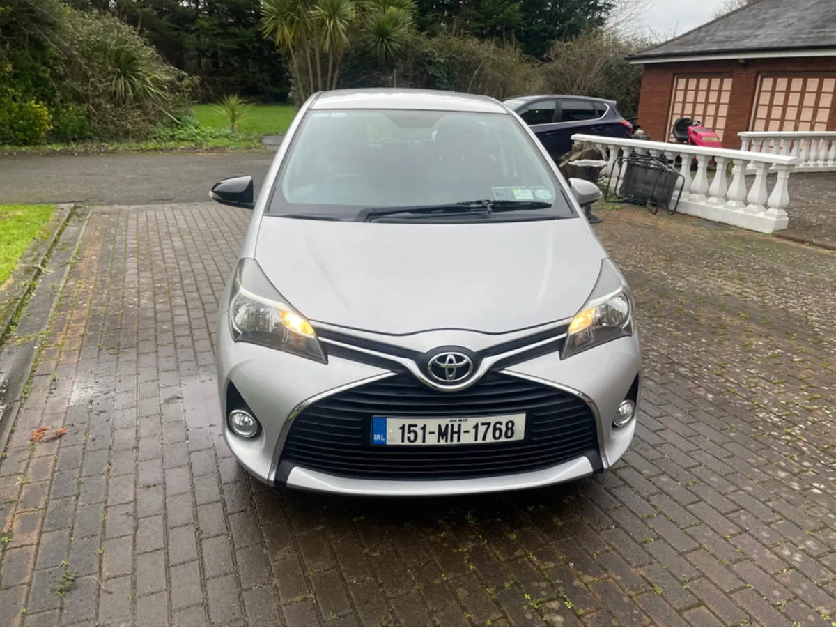 Toyota Yaris 1.0 SOL MC 4DR 5DR - Image 1