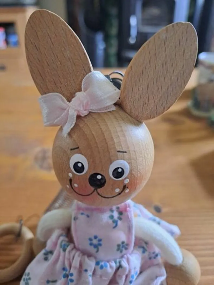 Bunny Bouncy spring wooden toy - Image 2