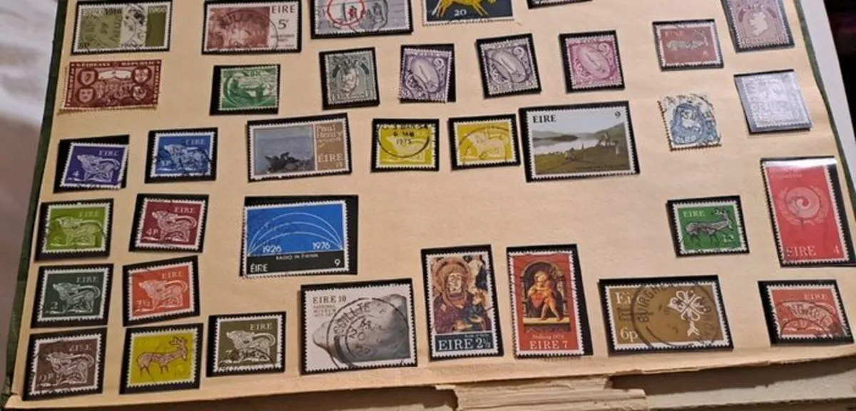 47 Irish stamps from the 1920's - Image 2