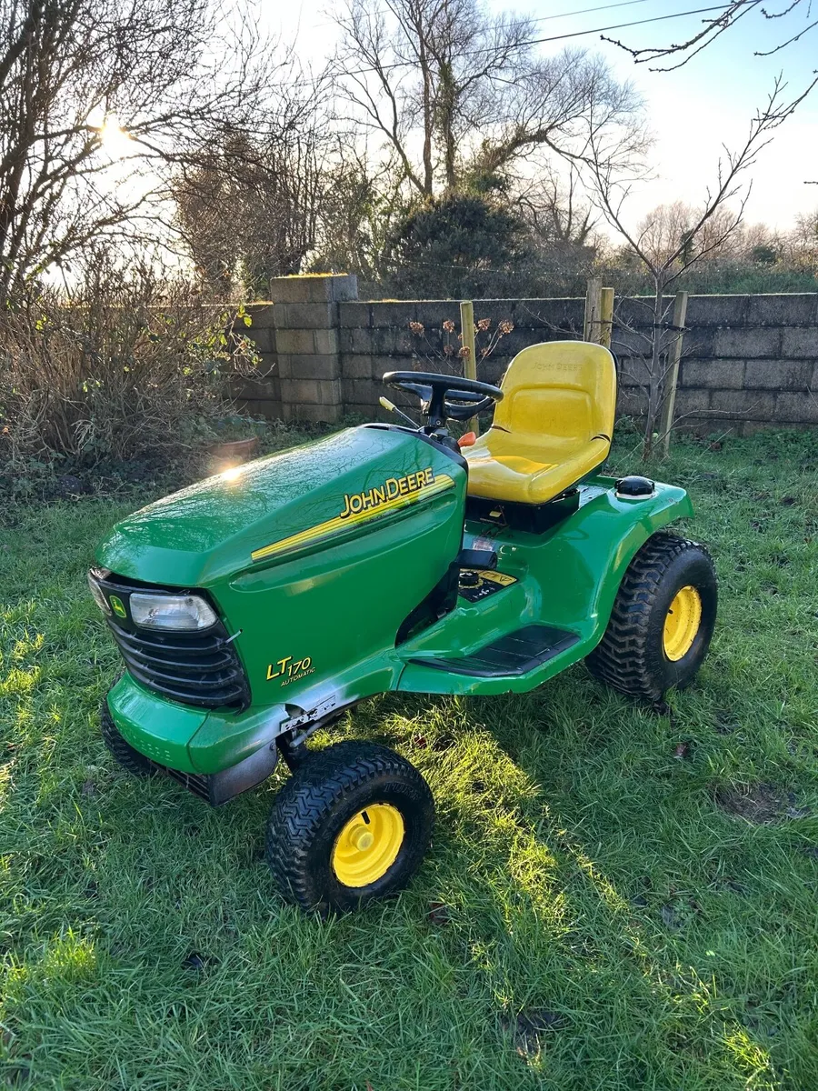 Lawnmower tractor v-twin - Image 4