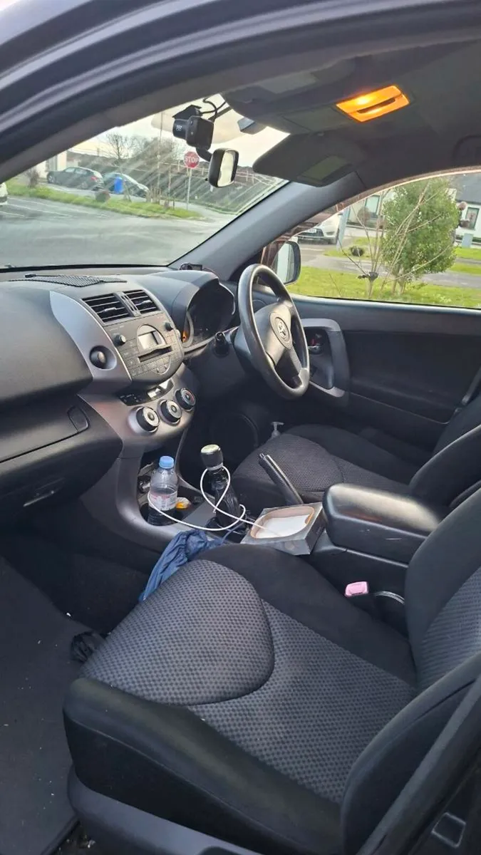 Toyota Rav4 - Image 4
