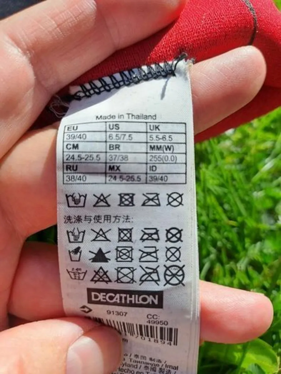 Olaian booties 5.5 to 6.5 - Image 3