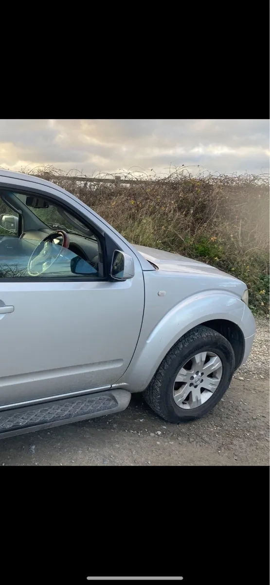 08 Nissan pathfinder crvt 05/26 - Image 1