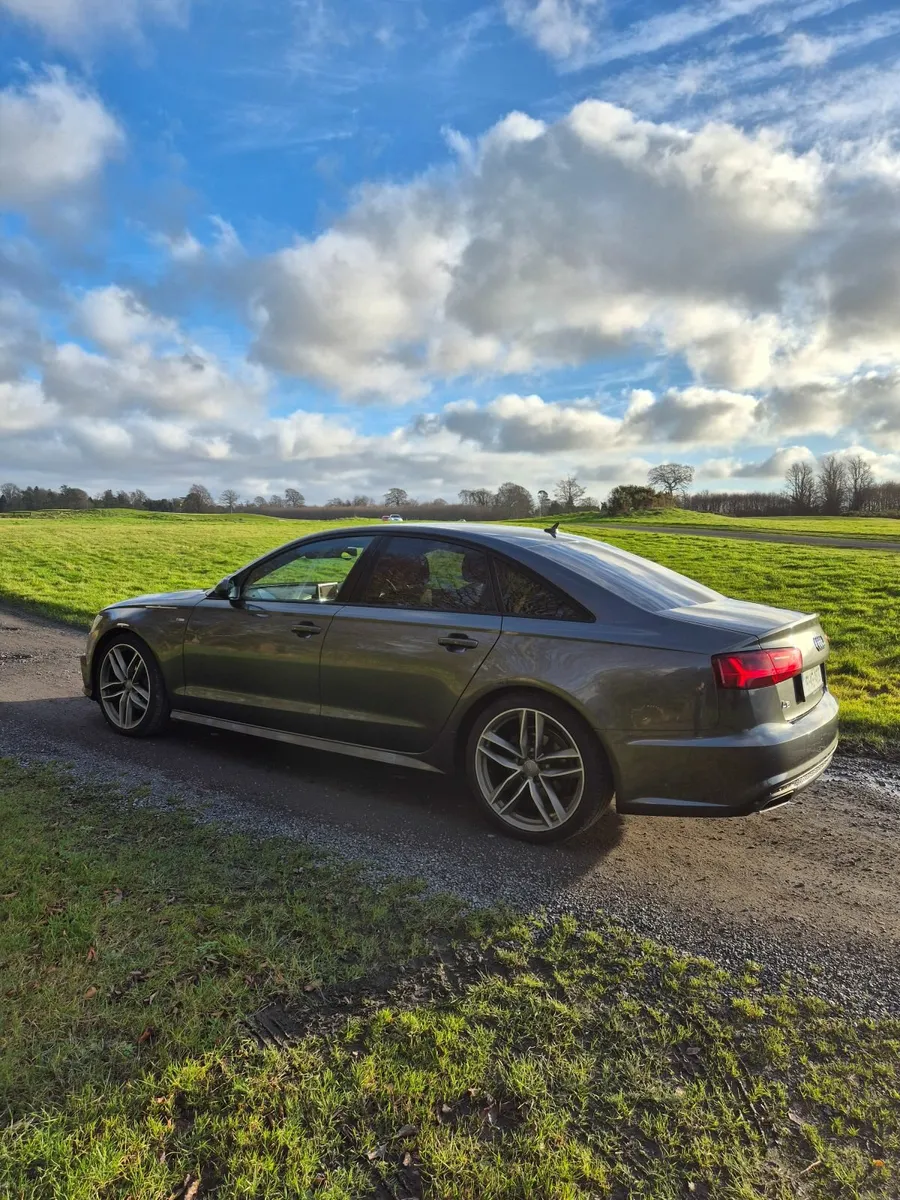 Audi A6 2015 - Image 2