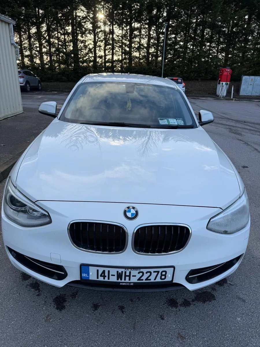 BMW 120i - Image 1