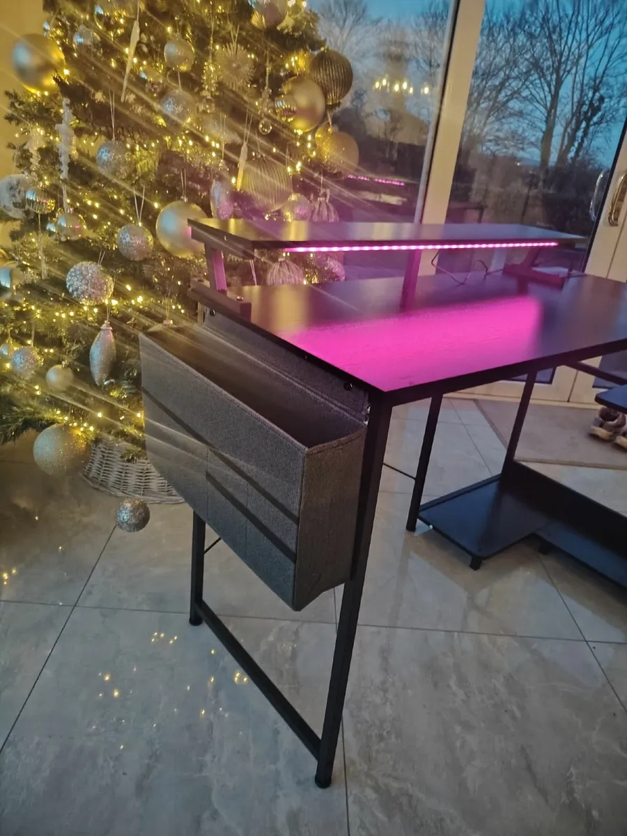 Gaming table - Image 2