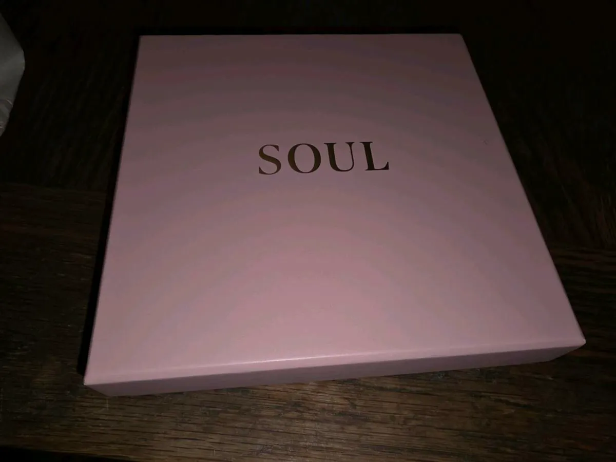 GLITTERY MATCHING PIERCING EARRINGS & Necklace ! - Image 3