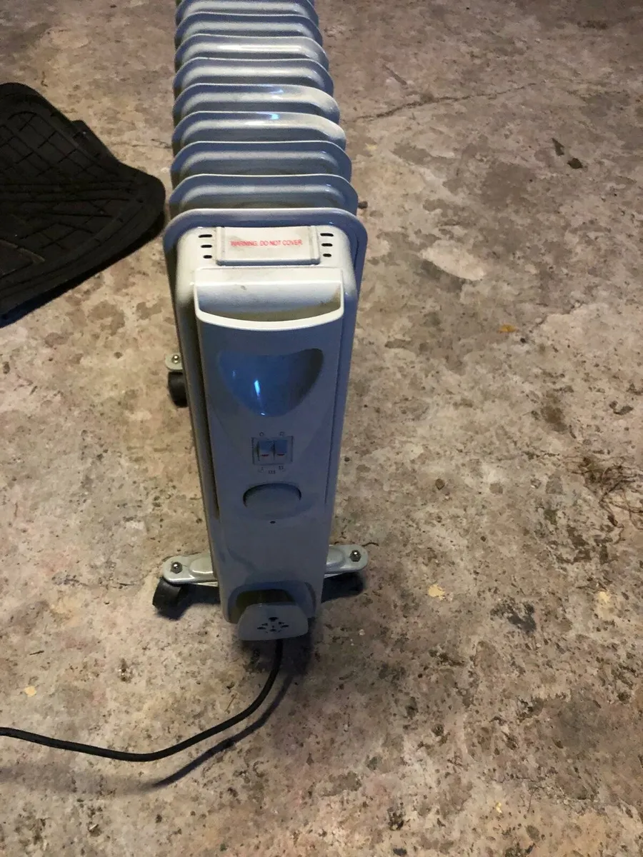 2 electric heaters - Image 1