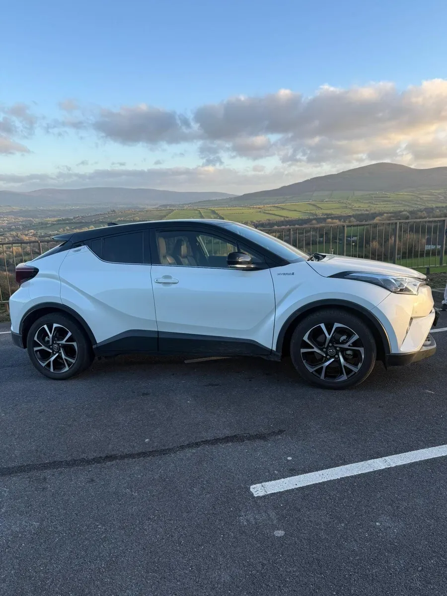 2019 Toyota C-HR Hybrid G LED | 55,000km | NCT 202 - Image 3