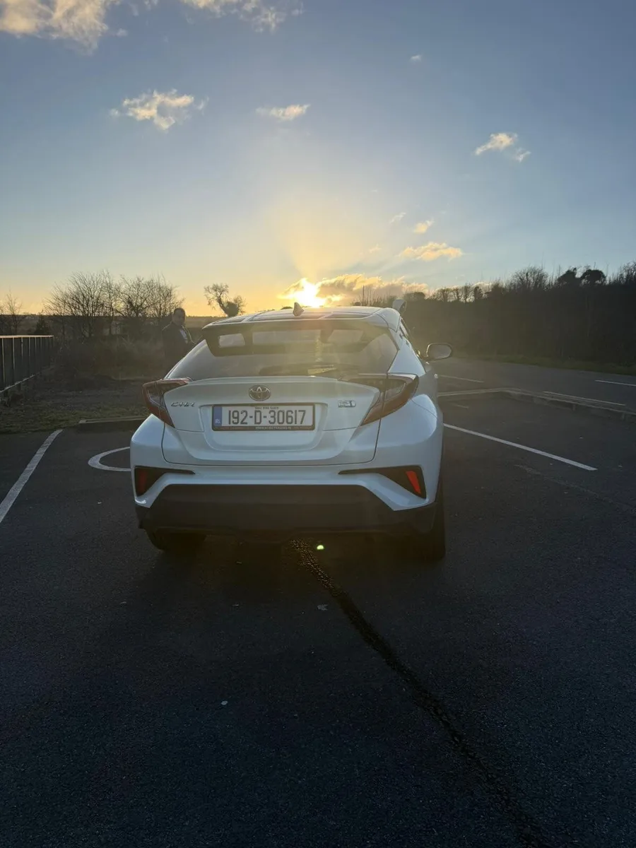 2019 Toyota C-HR Hybrid G LED | 55,000km | NCT 202 - Image 4