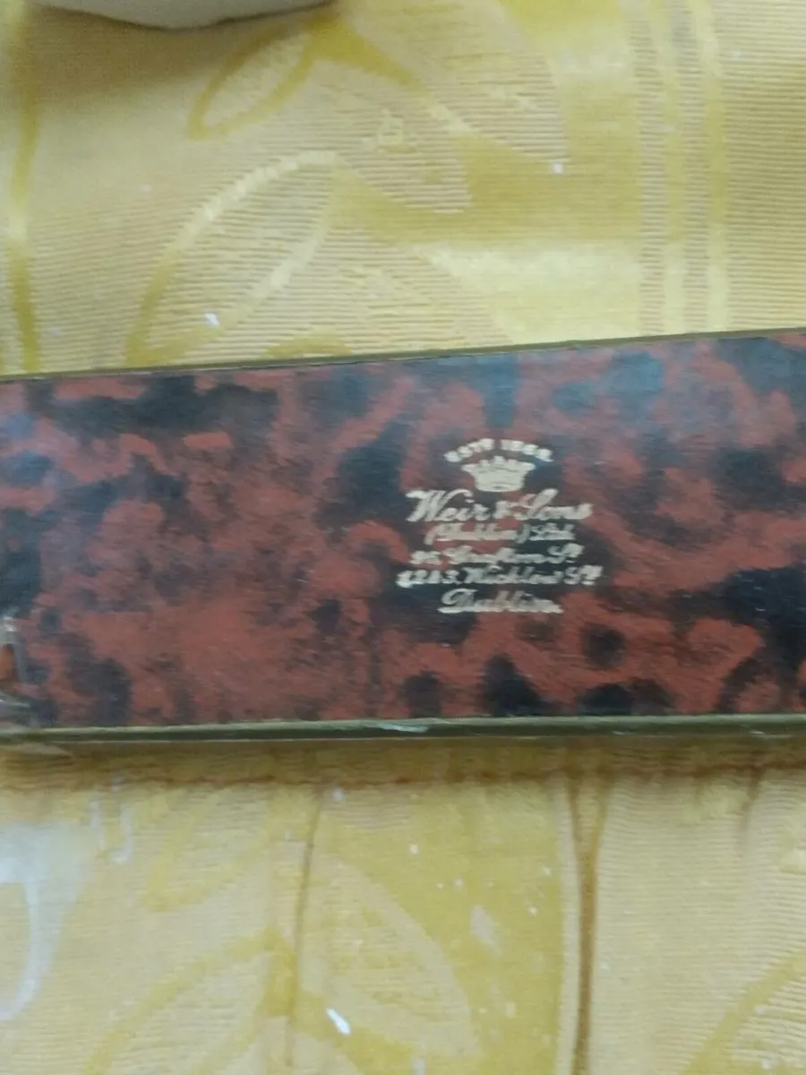 Collectible pieces - Image 4