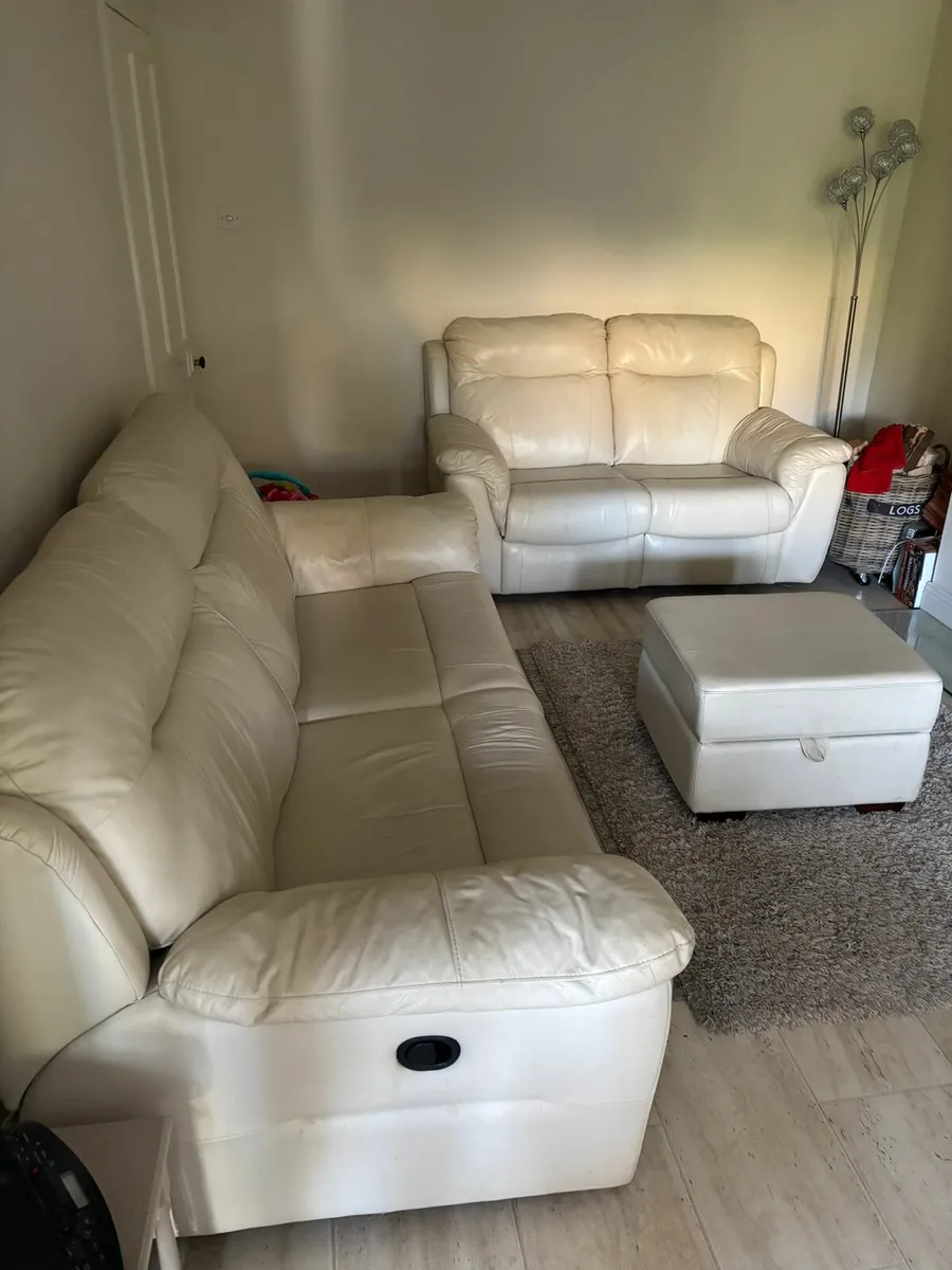 3 piece suite - Image 1