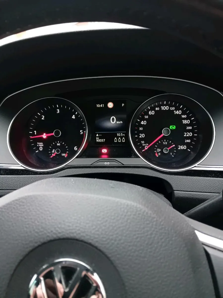 Volkswagen Passat DSG Auto Diesel Estate 201 D - Image 2