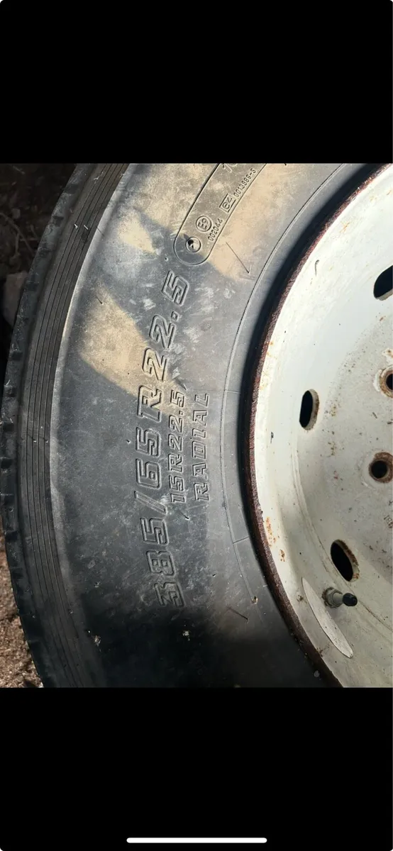 Super single wheel and tyre - Image 2