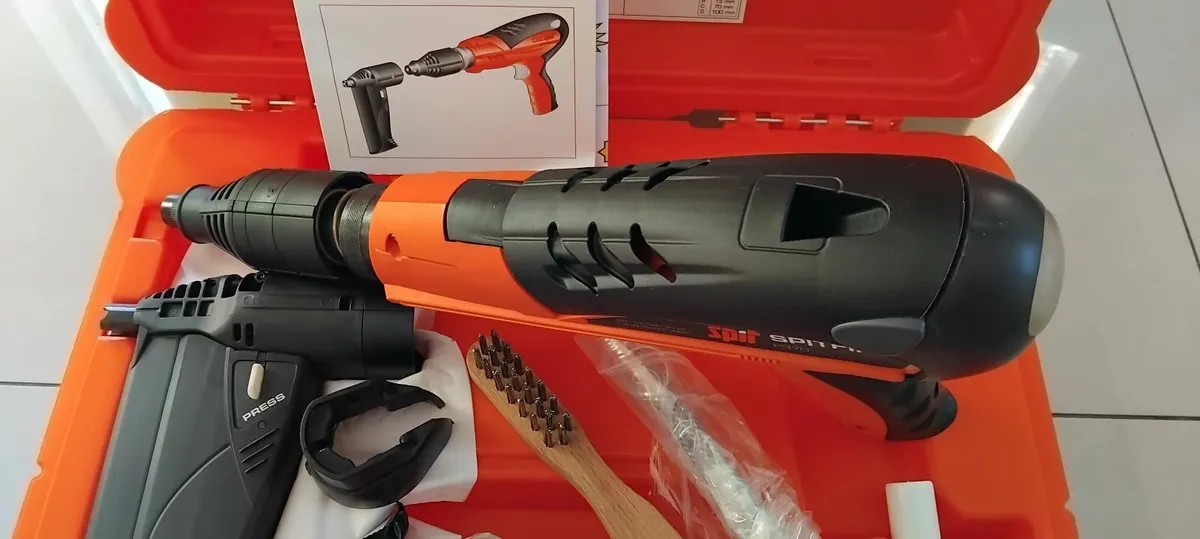 Spit P370 Steel Nail Gun - Image 4
