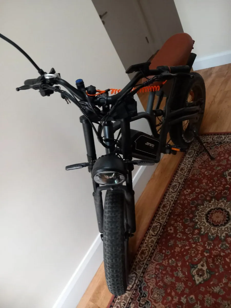 Electric bike - Image 2