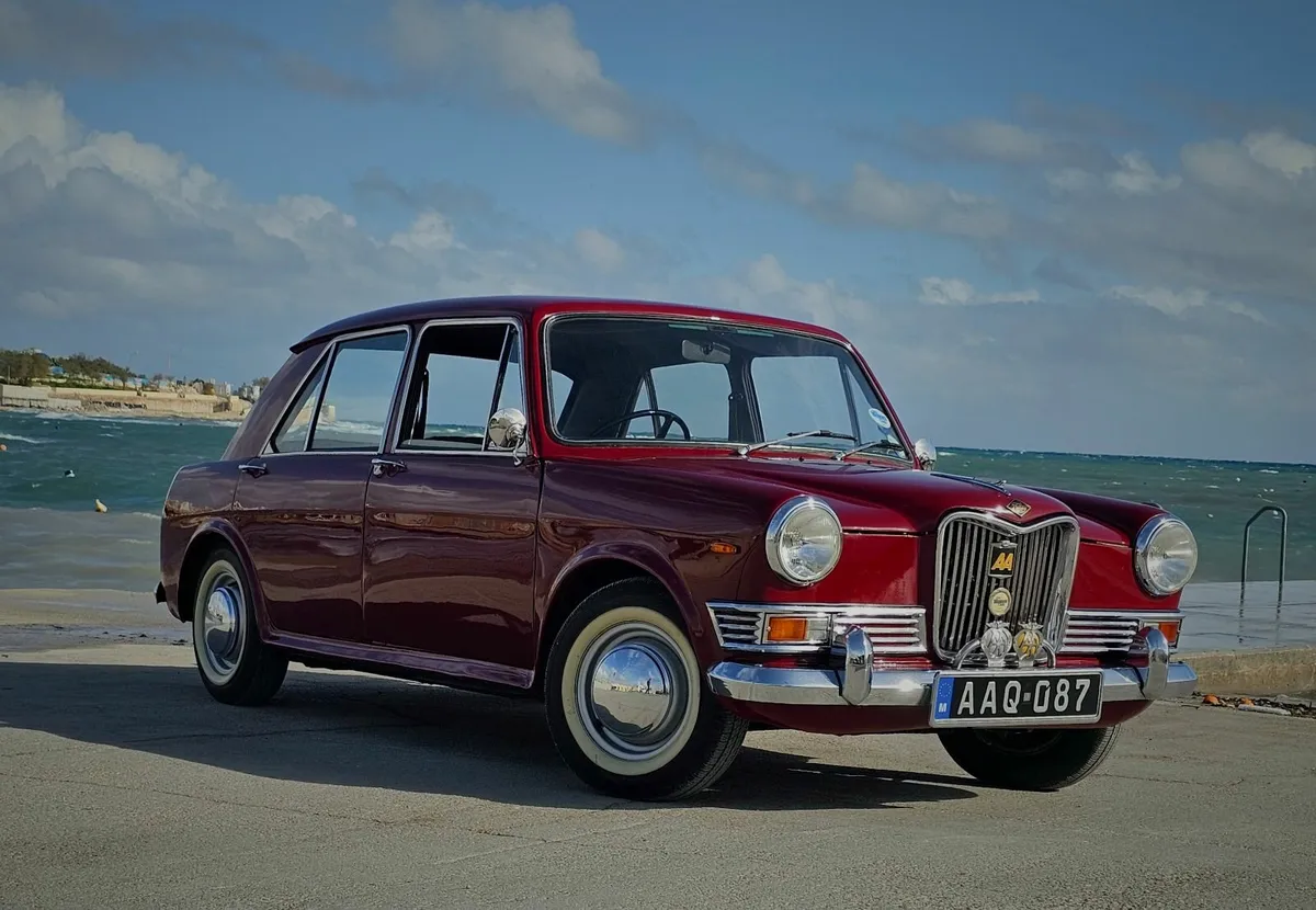 RILEY KESTREL - Image 1